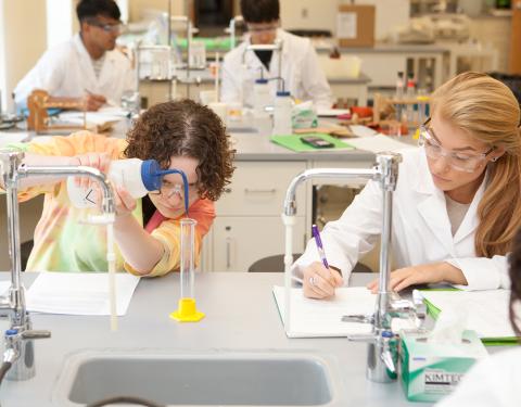 biotechnology students in lab